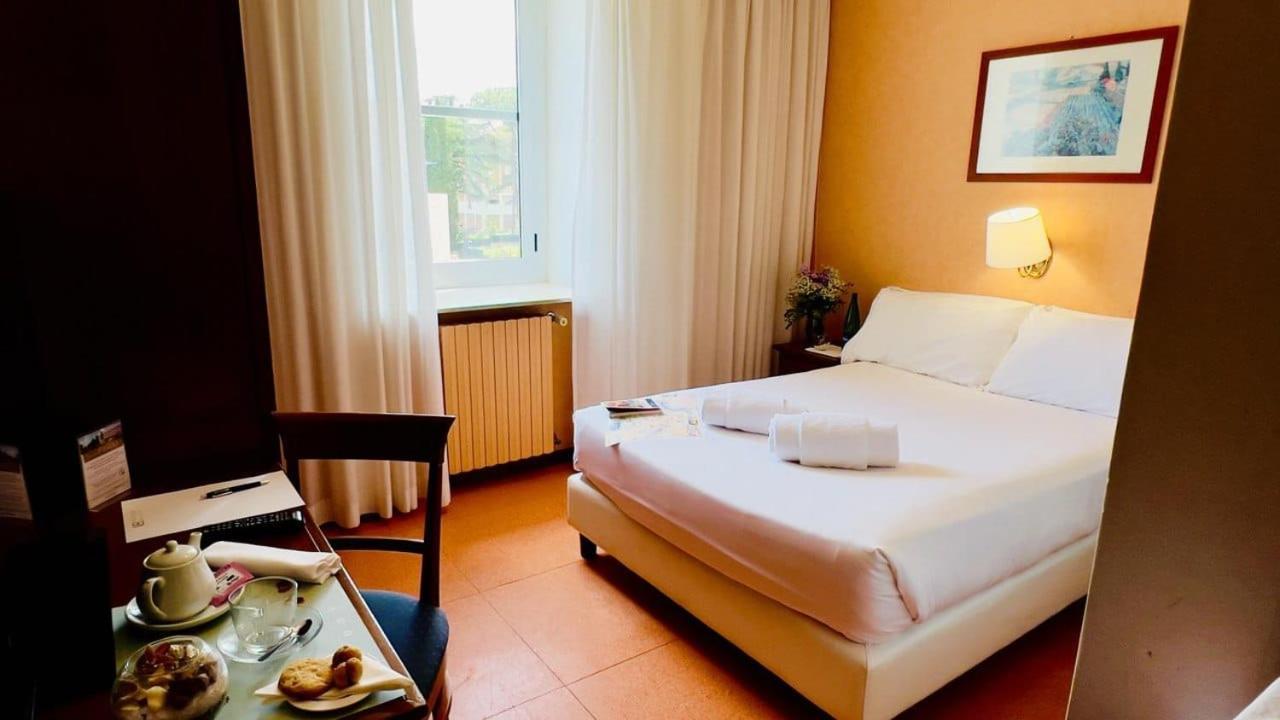 Villa Eur Parco Dei Pini Roma Phòng bức ảnh